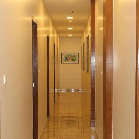 Hotel Airside Мумбаи Экстерьер фото